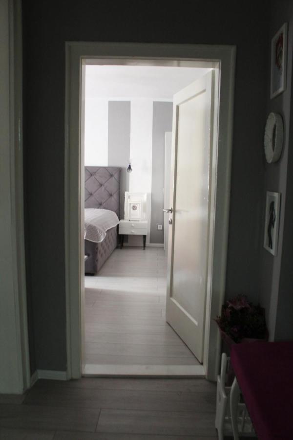 La Rose Apartment Cetinje Luaran gambar